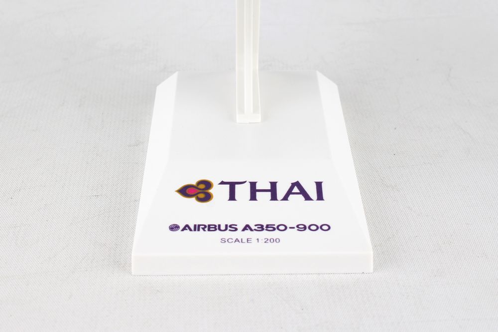 SKYMARKS THAI A350 1/200 WITH GEAR