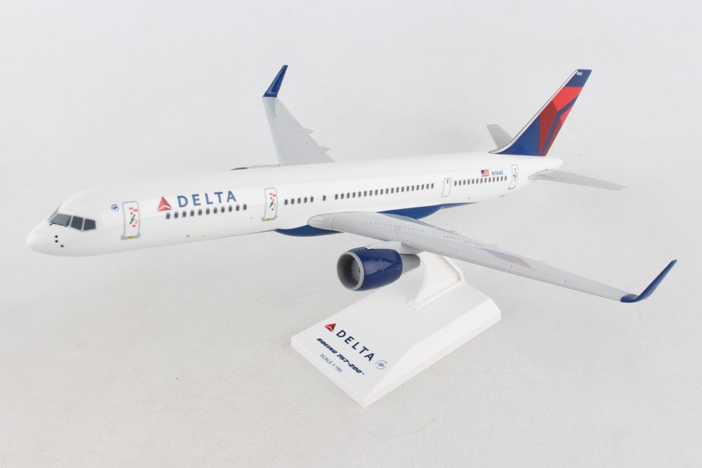 SKYMARKS DELTA 757-200 1/150 NEW LIVERY