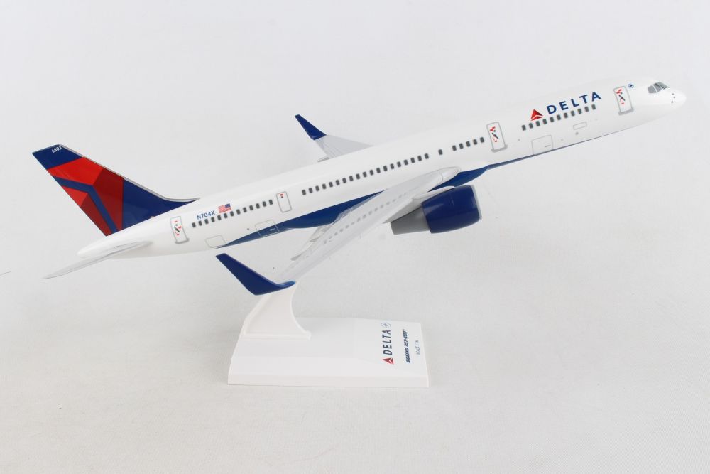 SKYMARKS DELTA 757-200 1/150 NEW LIVERY