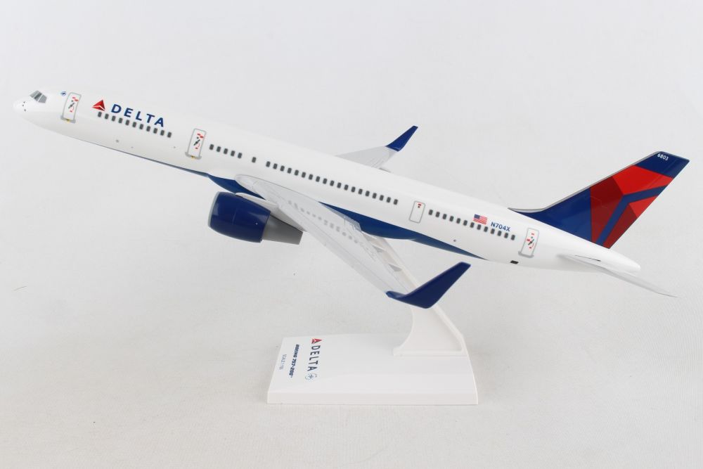 SKYMARKS DELTA 757-200 1/150 NEW LIVERY