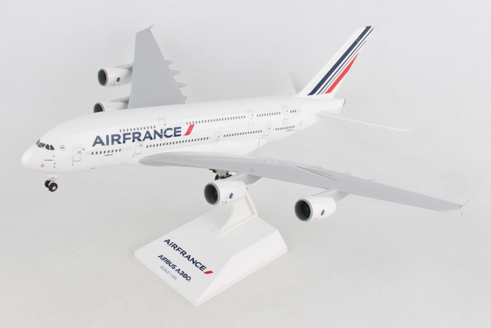 SKYMARKS AIR FRANCE A380 1/200 WITH GEAR