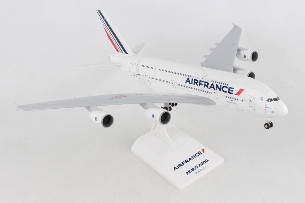 SKYMARKS AIR FRANCE A380 1/200 WITH GEAR